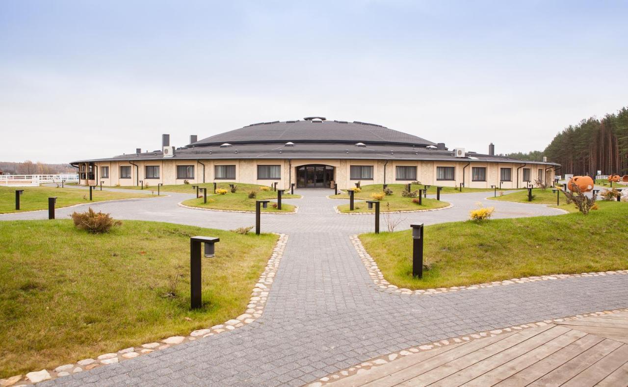Dubingiu Zirgynas Bed & Breakfast Дубингиай Екстериор снимка